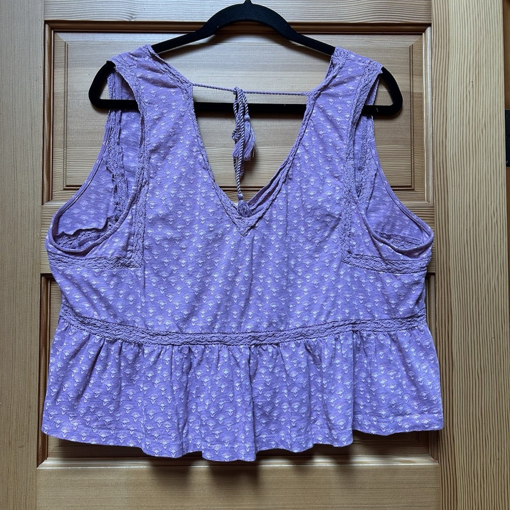 Lucky Brand Lavender Floral Cotton Blend Cropped Camisole - Picture 2 of 12